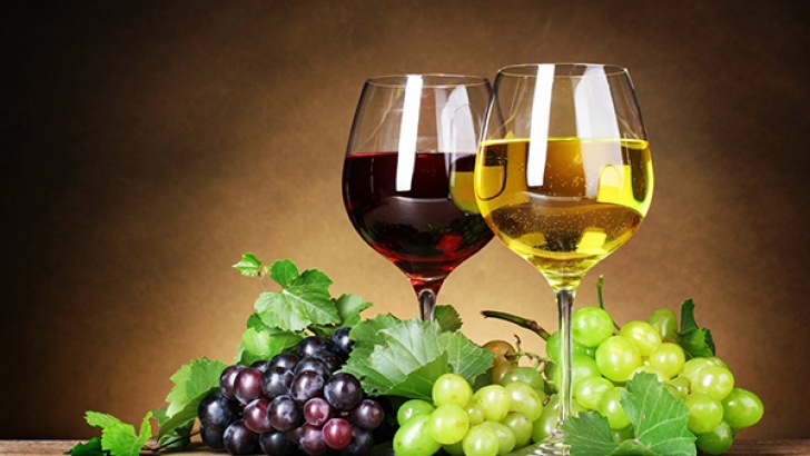 干红葡萄酒和普通葡萄酒有什么区别，干红酿酒人不信邪的产物