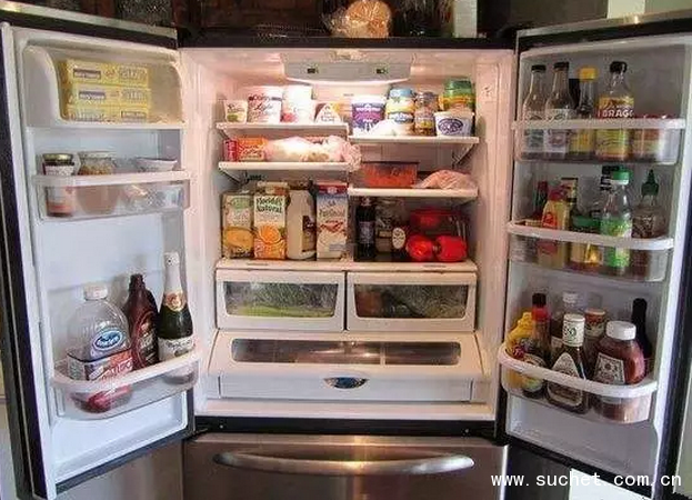 白酒放冰箱有什么用？白酒放冰箱可以除味。