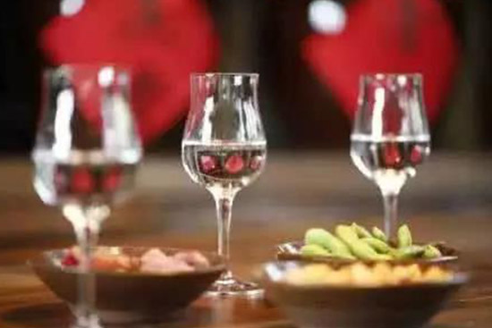 泸州老窖：预计到2030年白酒总销量呈下降趋势