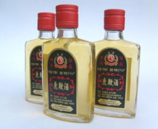 广西鹿鞭酒52度价格(广西全鹿酒价格38度)