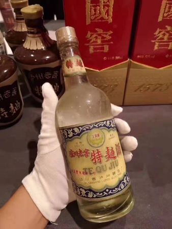 工农牌泸州老窖酒(工农牌泸州老窖酒图片价格介绍)