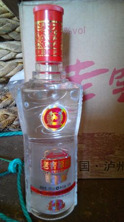 百年三沟38度多少钱一瓶(38度三沟老窖多少钱一瓶)