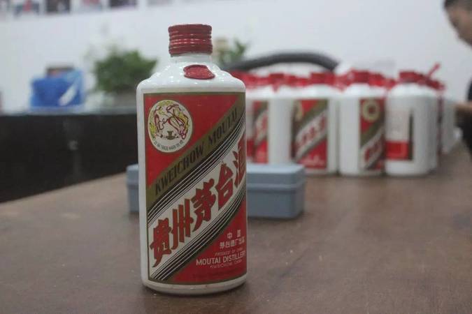 茅台五年陈酿多少钱(茅台五年陈酿多少钱一瓶)