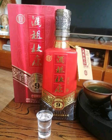 浓香型白酒好喝(浓香型白酒好喝的有哪些)