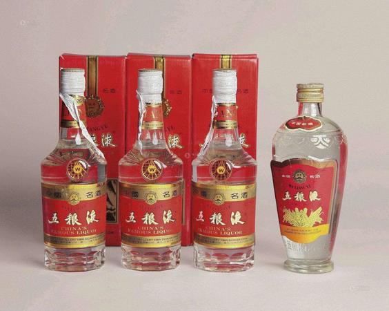 九华山兼香型白酒10年(九华山兼香型白酒多少钱)