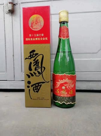 六年西凤酒42多少钱一瓶(六年的西凤酒多少钱一瓶)