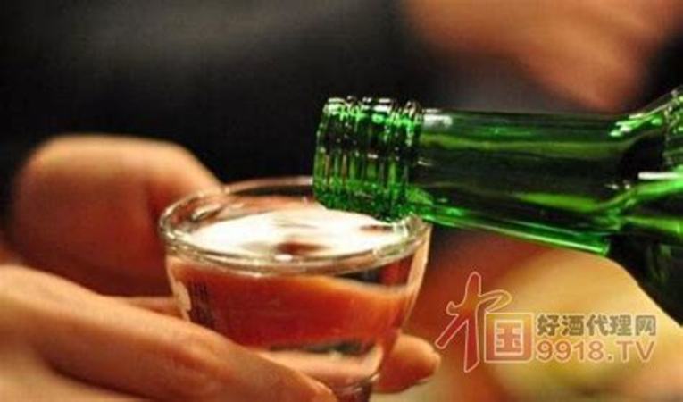 韩剧里的烧酒是什么酒,关键词