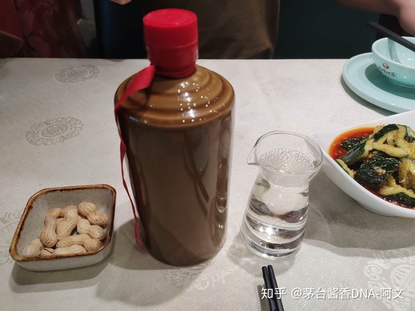 哪个牌子的白酒可以窖藏(适合窖藏的白酒)