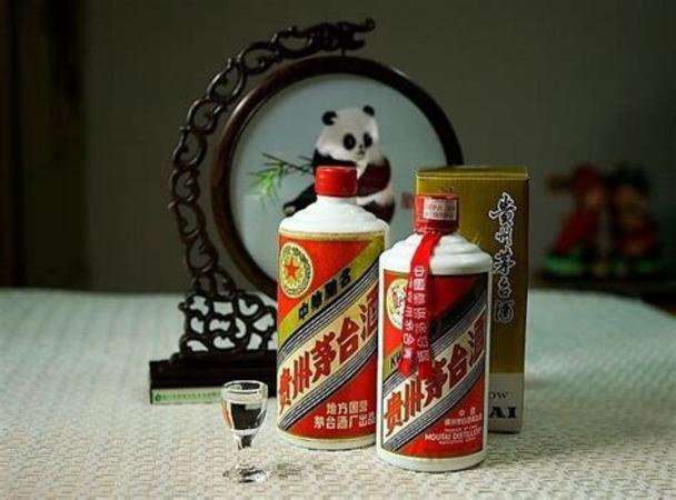 老年人喜欢喝什么白酒,中老年人别太节俭