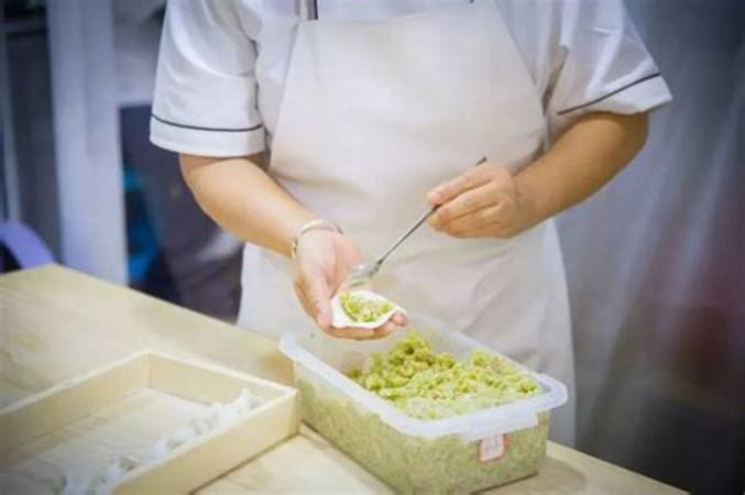 为什么叫饺子配酒,吃饺子配千元白酒