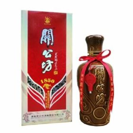 关公坊精品52度多少钱,品酒中苦辣滋味