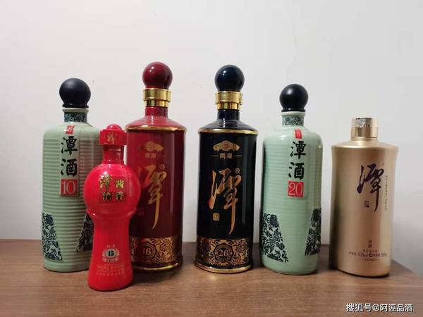 百丈潭酒42度多少钱一瓶(42度百老泉酒多少钱一瓶)