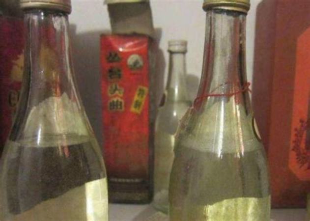 酒为什么发黄,有些酱香酒为什么酒液发黄