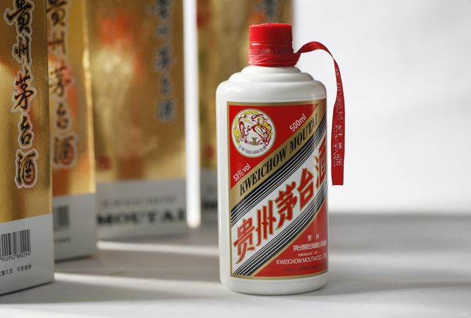 2003茅台原瓶老酒(茅台精装老酒2003年)