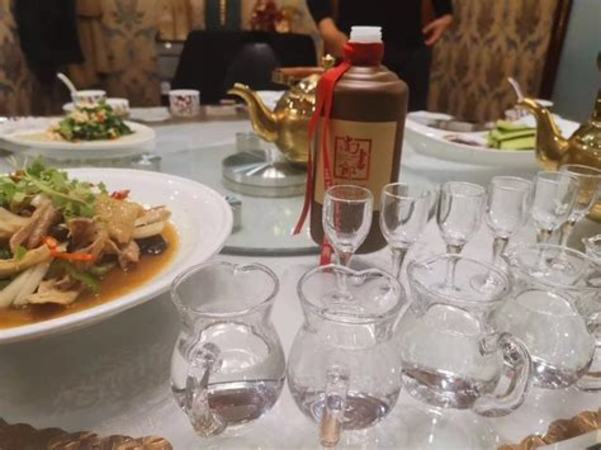 第一次喝红酒 怎么醒酒,为什么喝红酒前要醒酒呢